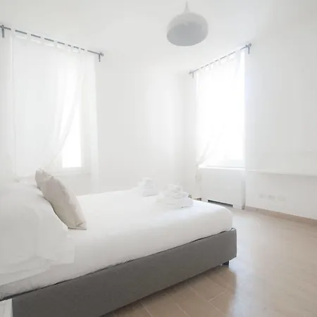 Meme Apartment Rome